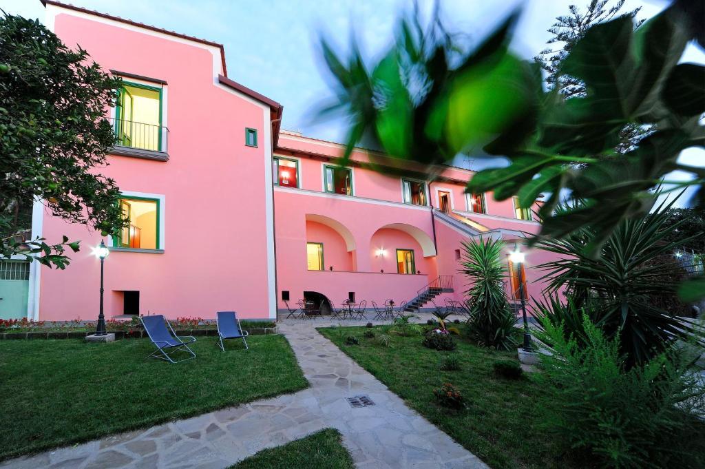 Domus Aequana Bed & Breakfast Vico Equense Exterior foto